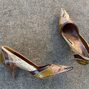 Prada Snakeskin Leather pumps